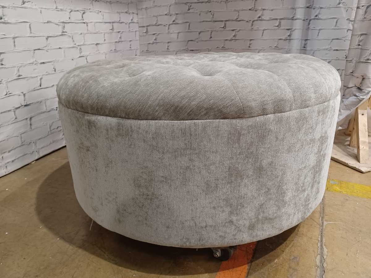 Carnaby-Exclusive Oversized Accent Ottoman - Gallery Image 6
